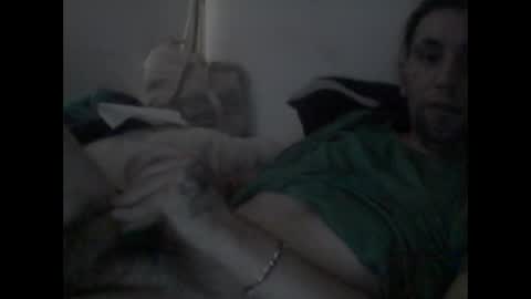 Snapshot of mtfyou chatting on 01.05.25 milf lover online show from 01.05.25