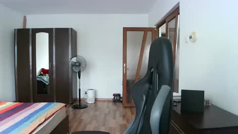 Victor online show from 09.15.25