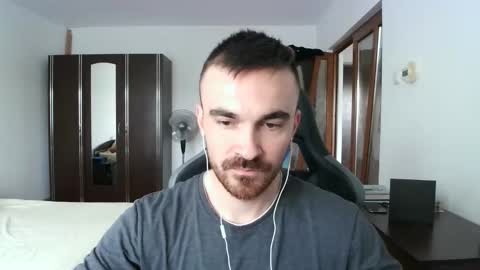 Victor online show from 10.05.25