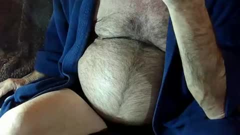 Snapshot of muff3ater chatting on 12.13.25 muff3ater online show from 12.13.25