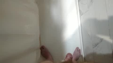 Snapshot of mugglesmuggler chatting on 02.17.26 mugglesmuggler online show from 02.17.26