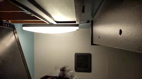 Snapshot of mugsy183 chatting on 10.19.25 mugsy183 online show from 10.19.25