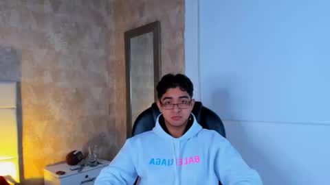 Snapshot of muichiro_tokito1 chatting on 12.31.24 muichiro tokito1 online show from 12.31.24