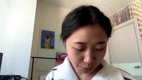 Mia online show from 02.12.26