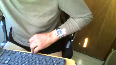 Snapshot of muller520 chatting on 05.01.26 muller520 online show from 05.01.26