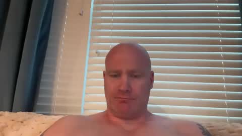 Snapshot of multipopper chatting on 03.10.25 multipopper online show from 03.10.25