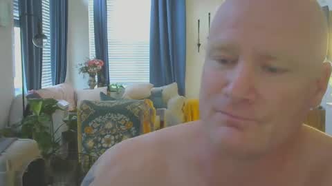 Snapshot of multipopper chatting on 09.10.25 multipopper online show from 09.10.25