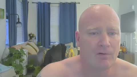 Snapshot of multipopper chatting on 10.25.25 multipopper online show from 10.25.25