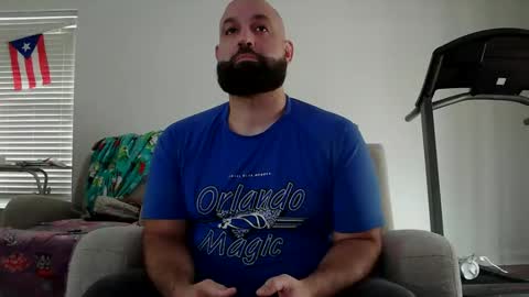 Snapshot of munchies420 chatting on 03.12.26 Bearded online show from 03.12.26