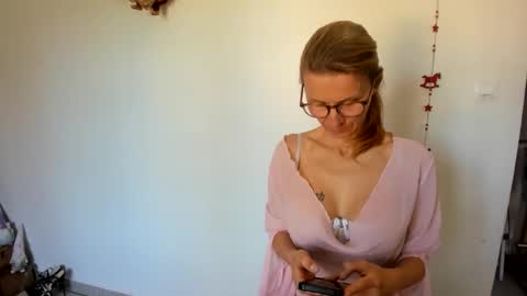 Snapshot of munishpunish chatting on 03.26.26 LOVELY JULIA Peter DAY online show from 03.26.26