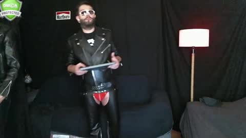 Snapshot of muratturkei chatting on 01.05.25 MasterBros online show from 01.05.25