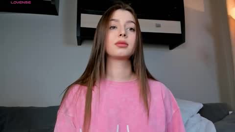 Snapshot of murbur chatting on 03.11.25 Kaya online show from 03.11.25