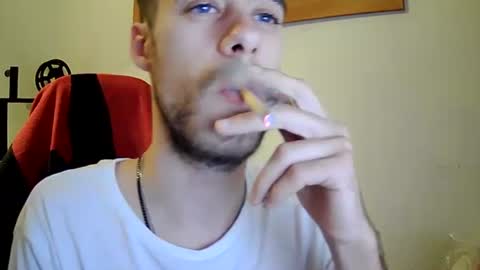 Snapshot of murcianito chatting on 12.28.24 murcianito online show from 12.28.24