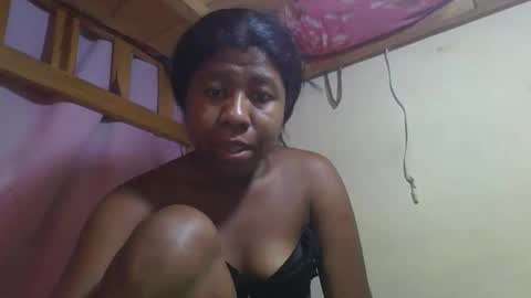 Snapshot of murielleee chatting on 03.20.26 murielleee online show from 03.20.26