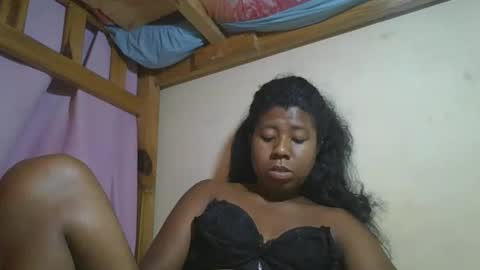 Snapshot of murielleee chatting on 03.26.26 murielleee online show from 03.26.26