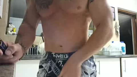 Snapshot of muscledaddy69s chatting on 04.26.26 muscledaddy69s online show from 04.26.26