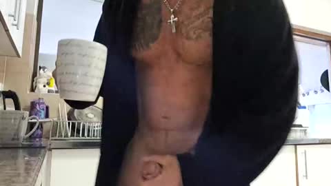 Snapshot of muscledaddy69s chatting on 05.17.26 muscledaddy69s online show from 05.17.26