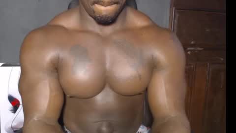 Snapshot of musclegodsammy23 chatting on 01.07.25 musclegod23 online show from 01.07.25