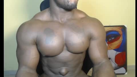 Snapshot of musclegodsammy23 chatting on 02.07.25 musclegod23 online show from 02.07.25