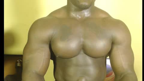 Snapshot of musclegodsammy23 chatting on 02.27.25 musclegod23 online show from 02.27.25