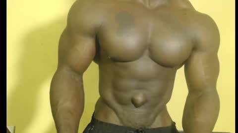 Snapshot of musclegodsammy23 chatting on 02.28.25 musclegod23 online show from 02.28.25
