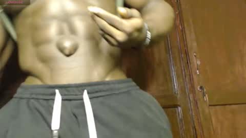 Snapshot of musclegodsammy23 chatting on 09.16.25 musclegod23 online show from 09.16.25