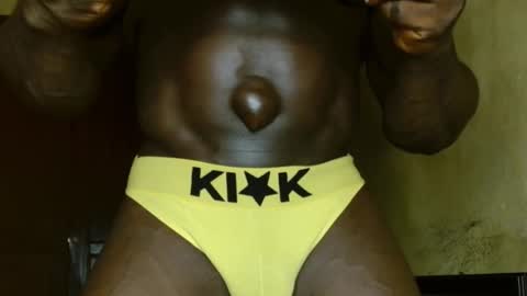 musclegod23 online show from 03.18.26