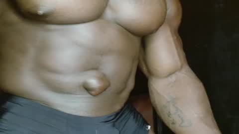 Snapshot of musclegodsammy23 chatting on 07.21.26 musclegod23 online show from 07.21.26