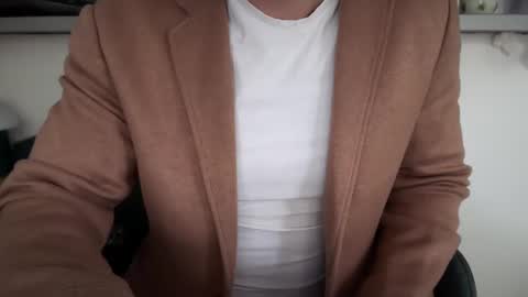 musclehair3 online show from 02.06.25