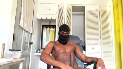 musclelover157797 online show from 10.04.25