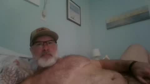 Snapshot of musclemeat41 chatting on 05.08.26 musclemeat41 online show from 05.08.26
