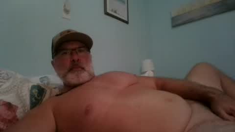 Snapshot of musclemeat41 chatting on 08.05.26 musclemeat41 online show from 08.05.26