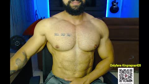Snapshot of muscleweed420 chatting on 12.14.24 Ragnar online show from 12.14.24