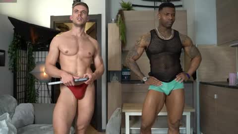 Snapshot of muscularfriend chatting on 05.07.26 Ivan online show from 05.07.26