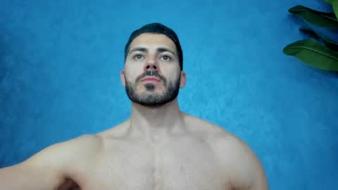 Snapshot of muscularmaster chatting on 04.21.26 muscularmaster onlyfans online show from 04.21.26