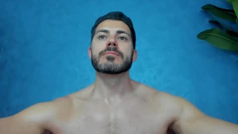 Snapshot of muscularmaster chatting on 04.29.26 muscularmaster onlyfans online show from 04.29.26
