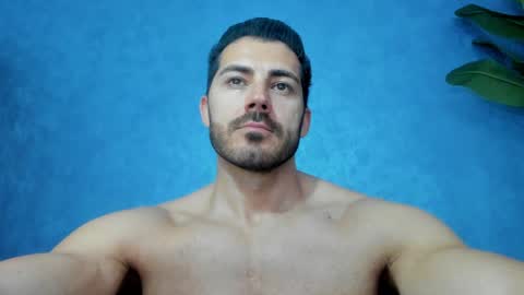 Snapshot of muscularmaster chatting on 05.04.26 muscularmaster onlyfans online show from 05.04.26