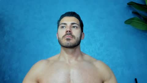 Snapshot of muscularmaster chatting on 05.04.26 muscularmaster onlyfans online show from 05.04.26