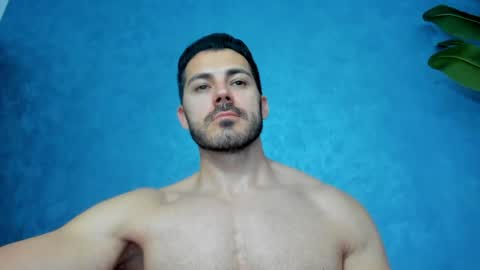 Snapshot of muscularmaster chatting on 05.22.26 muscularmaster onlyfans online show from 05.22.26