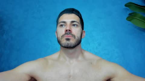 Snapshot of muscularmaster chatting on 05.25.26 muscularmaster onlyfans online show from 05.25.26