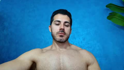Snapshot of muscularmaster chatting on 05.29.26 muscularmaster onlyfans online show from 05.29.26