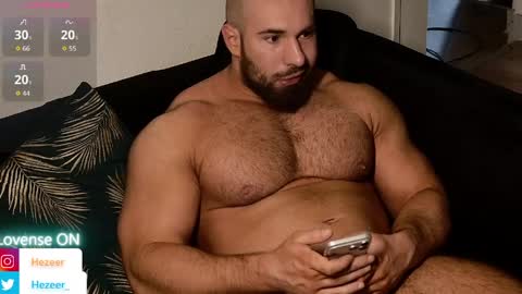 Snapshot of musculusx chatting on 04.07.26 Musculus online show from 04.07.26