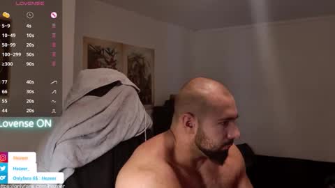 Snapshot of musculusx chatting on 05.04.26 Musculus online show from 05.04.26