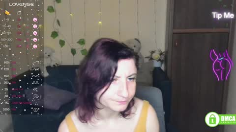 Snapshot of muse_kitty_jenia chatting on 01.29.25 Jenya online show from 01.29.25