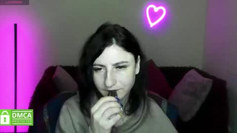 Snapshot of muse_kitty_jenia chatting on 11.13.25 Jenya online show from 11.13.25