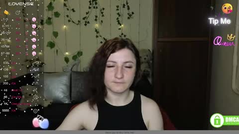 Snapshot of muse_kitty_jenia chatting on 05.23.26 Jenya online show from 05.23.26