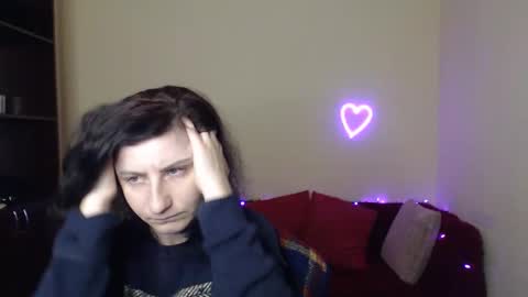 Jeneva online show from 12.21.25