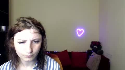 Snapshot of muse_kity_jeneva chatting on 05.25.26 Jeneva online show from 05.25.26