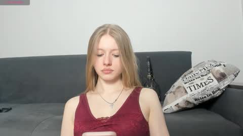 Snapshot of muse_mi chatting on 03.01.26 Mia online show from 03.01.26