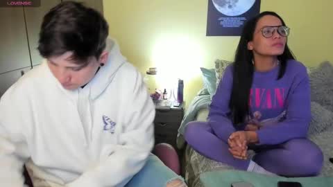 Snapshot of musicayluna chatting on 02.14.25 VALENTINA Luna online show from 02.14.25